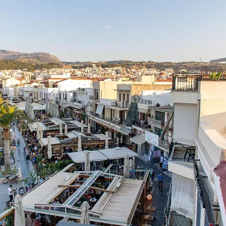 V77 Seafront Lägenhet