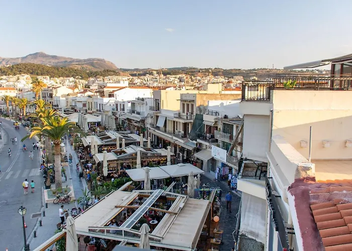 V77 Seafront Lägenhet