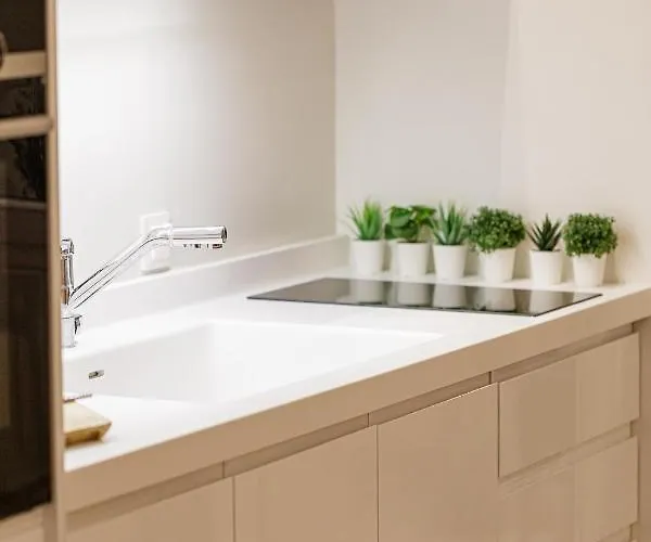 V77 Seafront Rethymno (Crete)