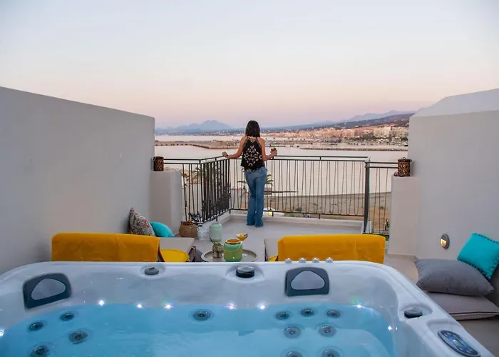 V77 Seafront * Rethymno