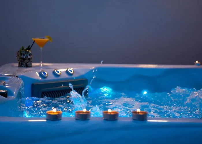 V77 Seafront Apartment Rethymno (Crete)